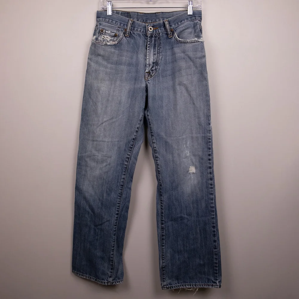 Lucky Brand distressed blue straight leg jeans-30